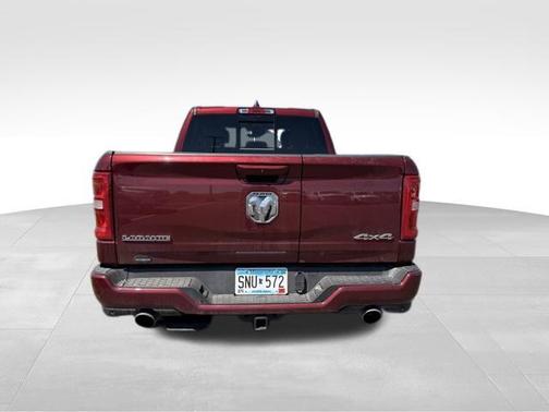 Delmonico Red Pearlcoat 2025 RAM 1500 Laramie