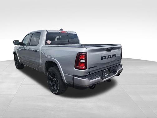 Billet Silver Metallic Clearcoat 2025 RAM 1500 Big Horn/Lone Star