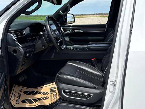 Bright White 2023 Jeep Grand Wagoneer Series II Obsidian