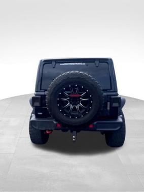 Black Clearcoat 2022 Jeep Wrangler Unlimited Sahara