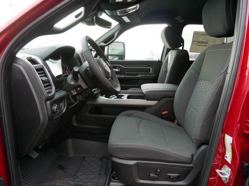 2026 RAM 3500 Big Horn Crew Cab 4x4 6'4' Box