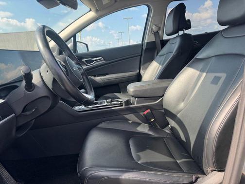 Gravity Gray 2024 Kia Sportage EX