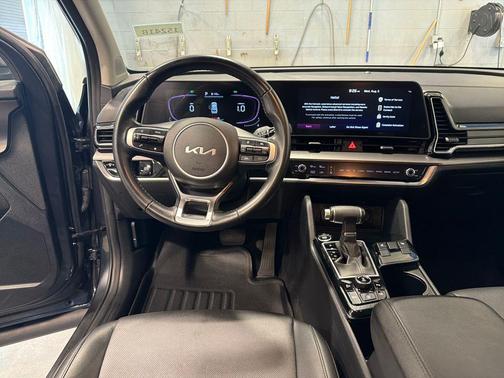 Gravity Gray 2024 Kia Sportage EX