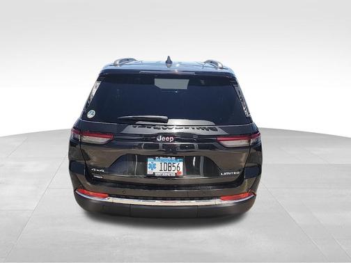 Rocky Mountain Pearlcoat 2024 Jeep Grand Cherokee Limited