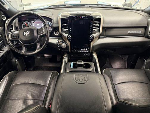 2019 RAM 2500 Laramie Crew Cab 4x4 6'4' Box