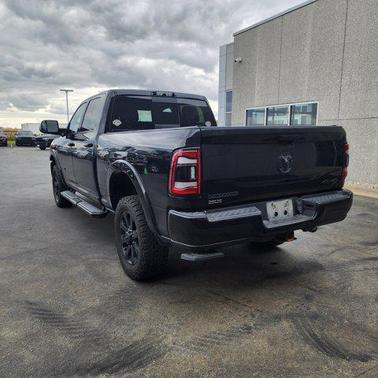 2019 RAM 2500 Laramie Crew Cab 4x4 6'4' Box