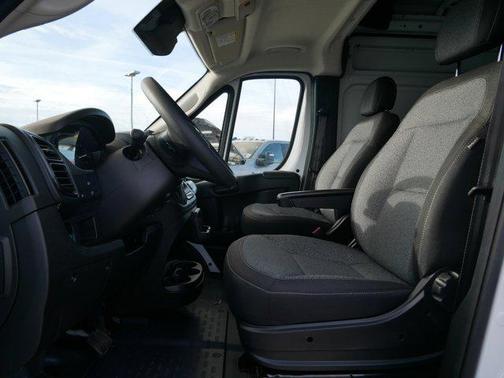 2025 RAM ProMaster 2500 Tradesman
