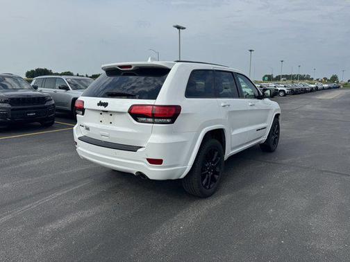 2020 Jeep Grand Cherokee Altitude