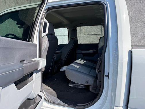 Avalanche 2026 Ford F-250 XL