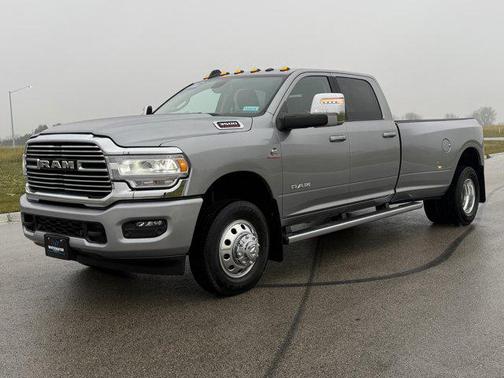 2023 RAM 3500 Laramie Crew Cab 4x4 8' Box