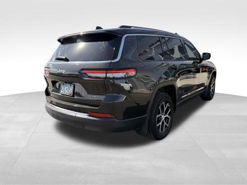 Rocky Mountain Pearlcoat 2023 Jeep Grand Cherokee L Limited