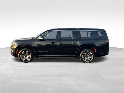 Diamond Black Crystal Pearlcoat 2024 Jeep Wagoneer L Series II 4x4