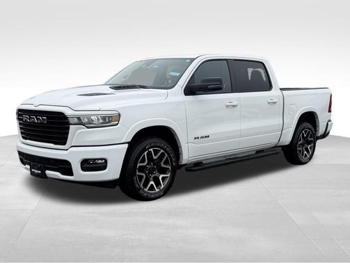 Bright White Clearcoat 2025 RAM 1500 Laramie