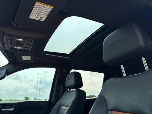 Onyx Black 2021 GMC Sierra 1500 AT4