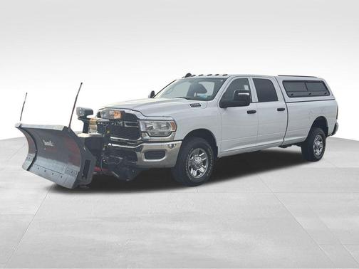 2024 RAM 2500 Tradesman Crew Cab 4x4 8' Box