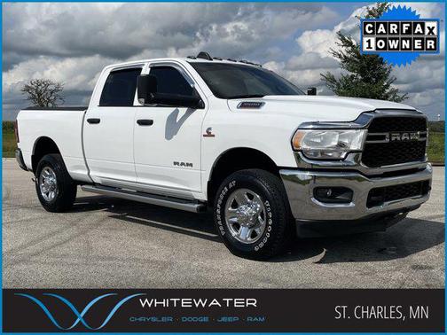 2022 RAM 3500 Tradesman Crew Cab 4x4 6'4' Box