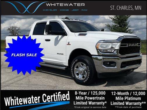 2022 RAM 3500 Tradesman Crew Cab 4x4 6'4' Box