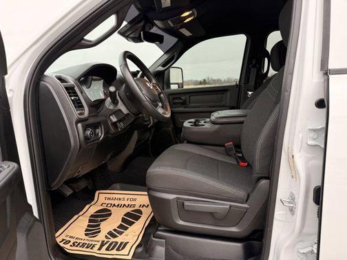 2026 RAM 2500 Black Express Crew Cab 4x4 6'4' Box