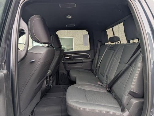 2026 RAM 2500 Big Horn Crew Cab 4x4 6'4' Box