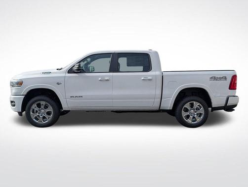 Bright White Clearcoat 2026 RAM 1500 Big Horn/Lone Star