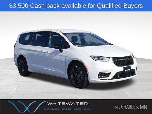 Bright White Clearcoat 2026 Chrysler Pacifica L