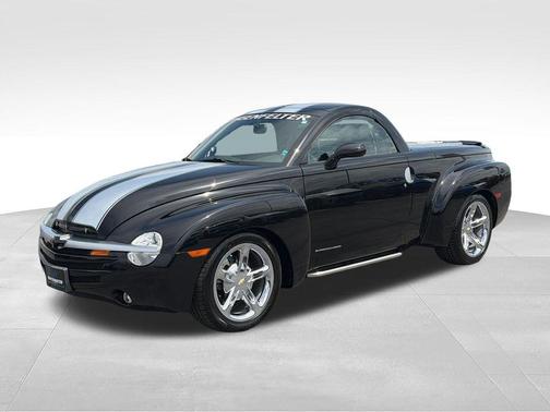 Smokin Asphalt 2005 Chevrolet SSR LS