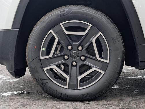 Bright White Clearcoat 2026 Jeep Cherokee Limited