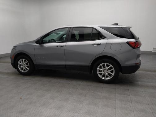 Sterling Gray Metallic 2023 Chevrolet Equinox LS