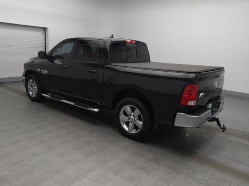Brilliant Black Crystal Pearlcoat 2019 RAM 1500 Big Horn