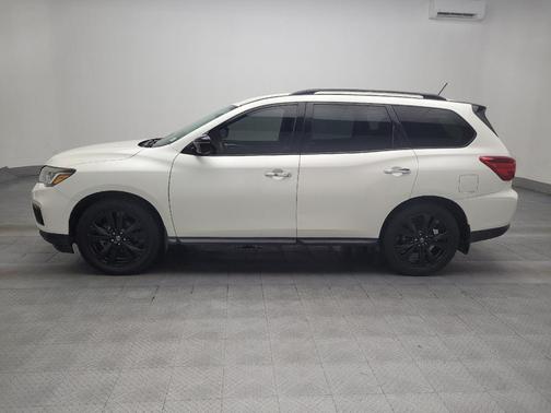 2018 Nissan Pathfinder SL