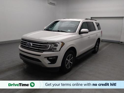 White 2018 Ford Expedition XLT