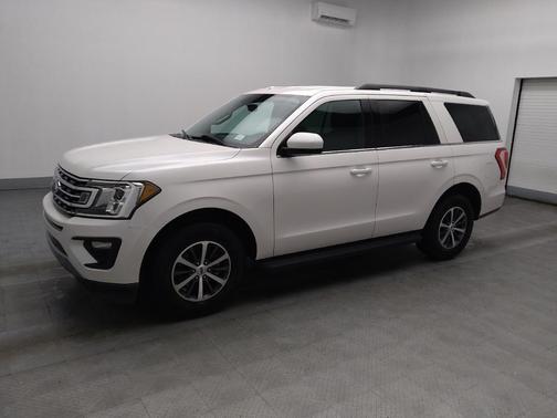 White 2018 Ford Expedition XLT