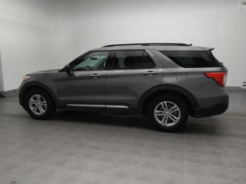 Carbonized Gray Metallic 2021 Ford Explorer XLT