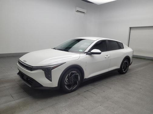 Snow White Pearl 2025 Kia K4 EX