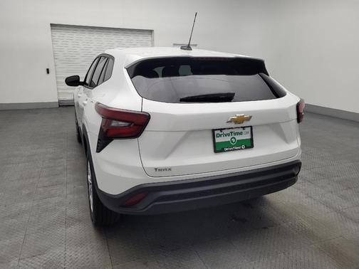 2025 Chevrolet Trax LS