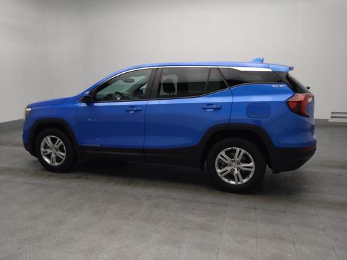 Blue 2024 GMC Terrain SLE