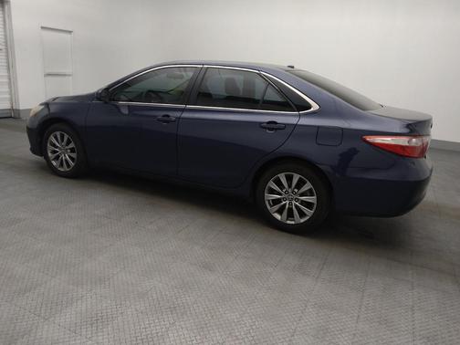 2016 Toyota Camry XLE