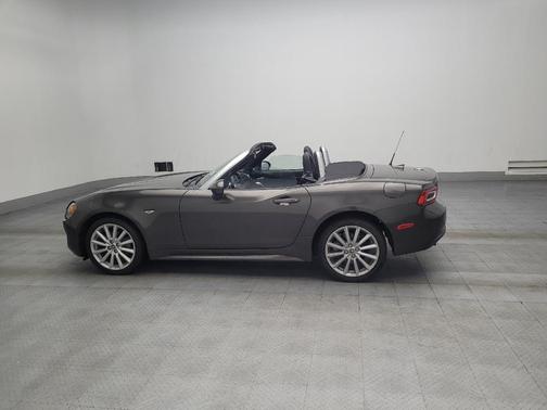 2017 FIAT 124 Spider Base
