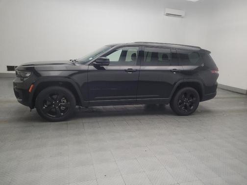 Diamond Black Crystal Pearlcoat 2022 Jeep Grand Cherokee L Altitude