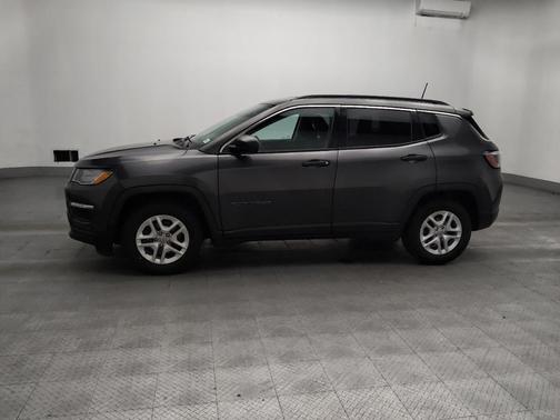 Granite Crystal Metallic Clearcoat 2019 Jeep Compass Sport