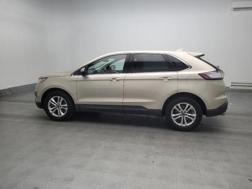 White Gold Metallic 2018 Ford Edge Titanium