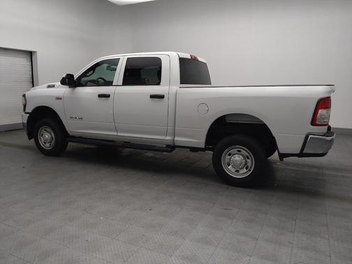 Bright White Clearcoat 2022 RAM 2500 Tradesman Crew Cab 4x4 6'4' Box
