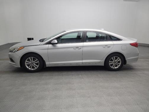 Symphony Silver 2017 Hyundai SONATA SE