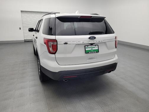 2017 Ford Explorer Base