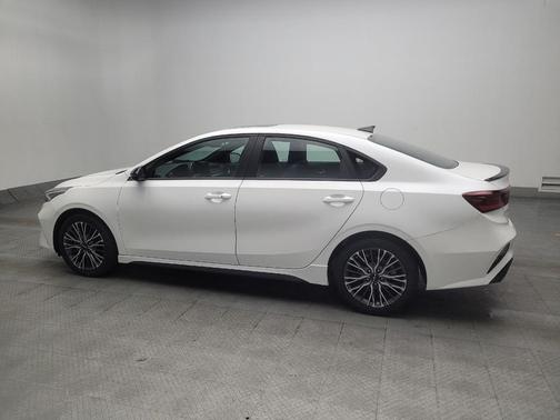 Snow White Pearl 2024 Kia Forte GT-Line