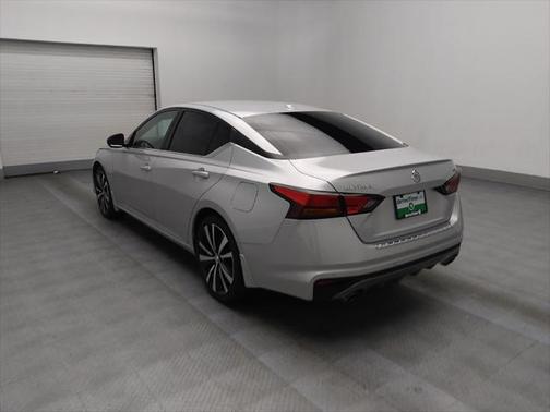 2022 Nissan Altima SR FWD