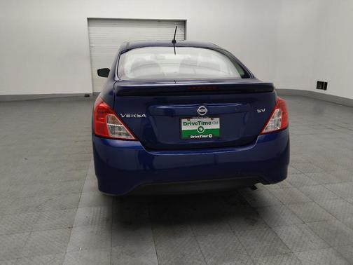 Deep Blue Pearl 2019 Nissan Versa 1.6 SV