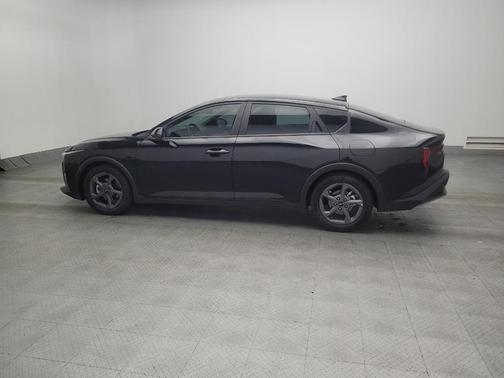 Aurora Black Pearl 2025 Kia K4 LXS
