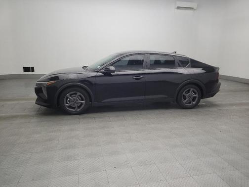 Aurora Black Pearl 2025 Kia K4 LXS