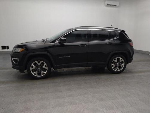 Diamond Black Crystal Pearlcoat 2019 Jeep Compass Limited